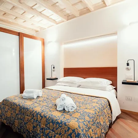 Majorelle Comfy * Roma