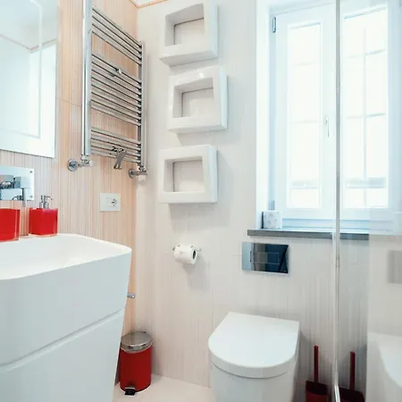 Majorelle Comfy * Řím