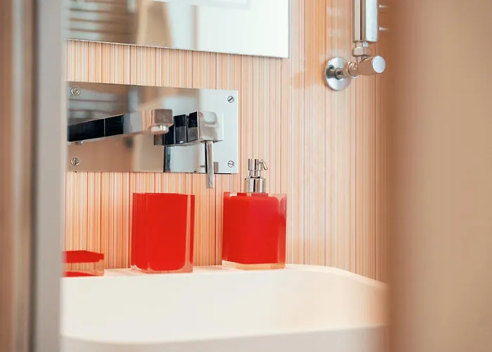 Majorelle Comfy ローマ