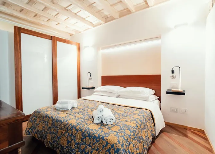 Majorelle Comfy * ローマ